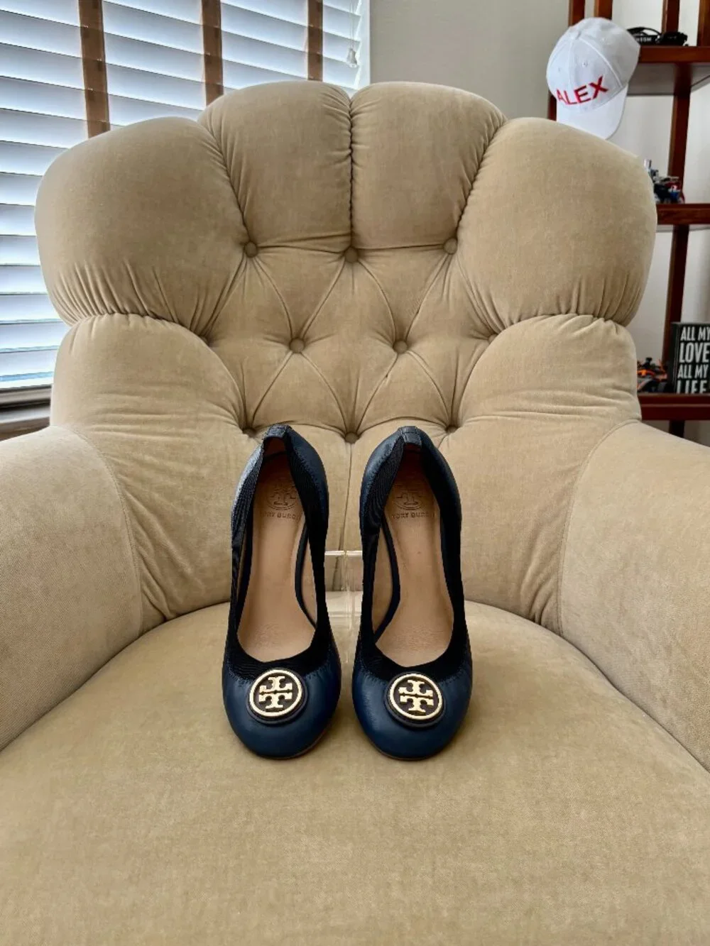 Auth.TORY BURCH Iconic Caroline Navy Leather TB Ballet Wedge Pumps